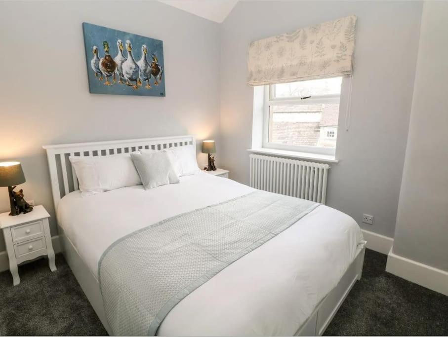 Babbling Brook Cottage Stony Middleton Bagian luar foto